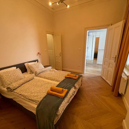 City Center 3, Elegant And Cozy 2Br In City Center! Budapest Eksteriør bilde