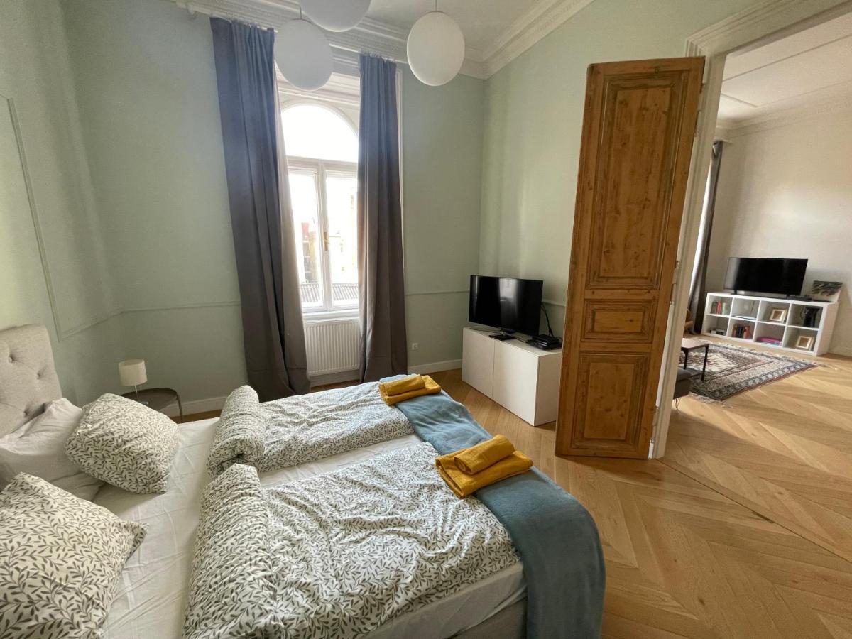 City Center 3, Elegant And Cozy 2Br In City Center! Budapest Eksteriør bilde