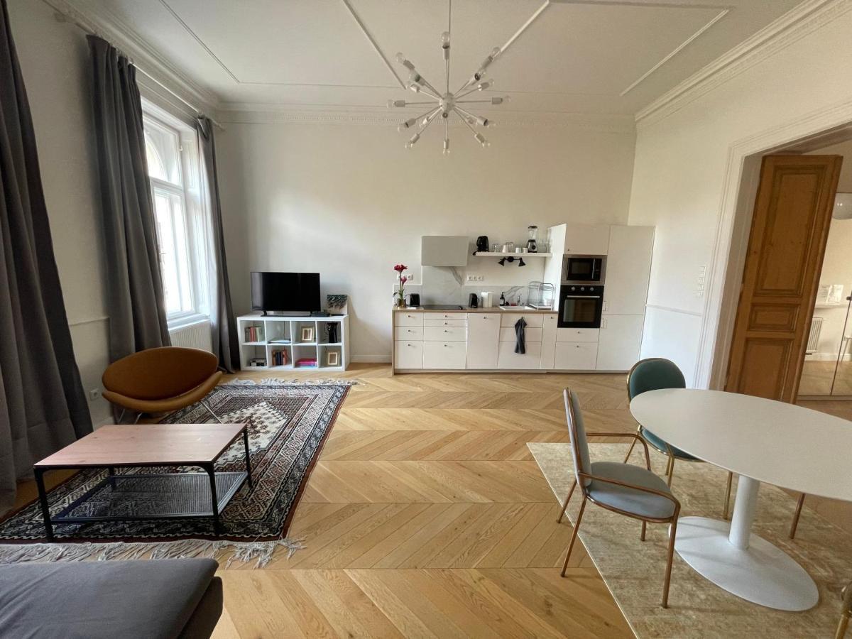 City Center 3, Elegant And Cozy 2Br In City Center! Budapest Eksteriør bilde